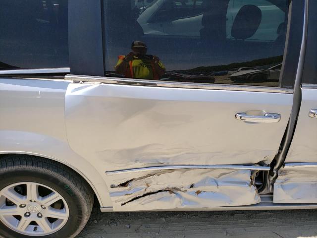 Photo 11 from auction – 2010 CHRYSLER TOWN & COU with VIN 2A4RR5D13AR214219