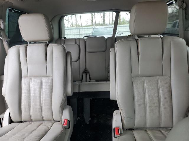 Photo 10 from auction – 2011 CHRYSLER TOWN & COU with VIN 2A4RR8DG0BR635838
