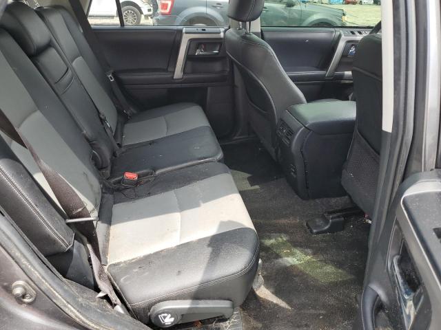 Photo 10 from auction – 2018 TOYOTA 4RUNNER SR with VIN JTEZU5JR4J5178497