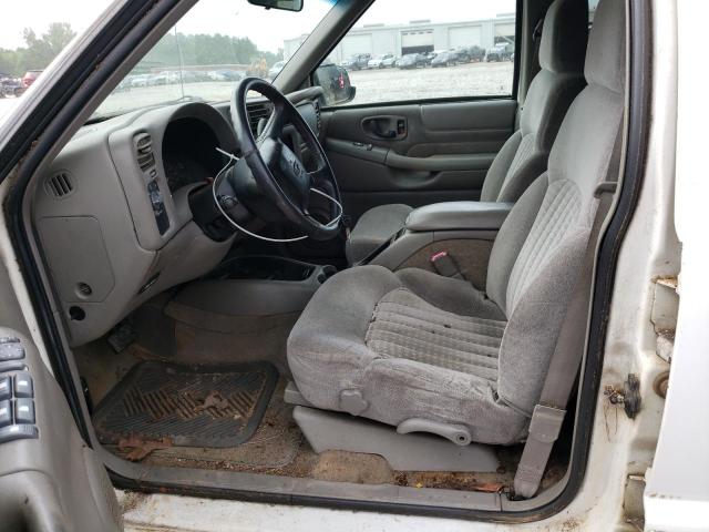 Photo 7 from auction – 2002 CHEVROLET BLAZER with VIN 1GNCS13W52K110988