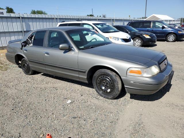 Photo 4 from auction – 2001 FORD CROWN VICT with VIN 2FAFP71W01X161233