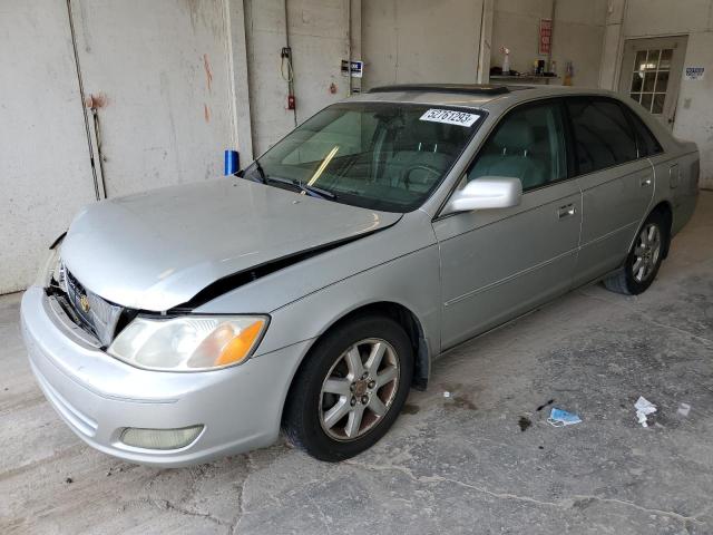 TOYOTA AVALON XL 2002 with VIN 4T1BF28B32U255578 - Photo from auction