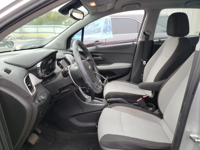 Photo 7 from auction – 2018 CHEVROLET TRAX LS with VIN 3GNCJNSB5JL231929