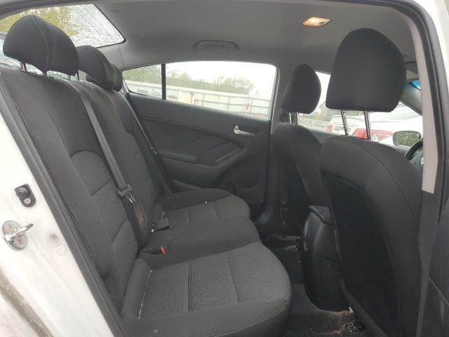 Photo 10 from auction – 2018 KIA FORTE LX with VIN 3KPFK4A72JE206341