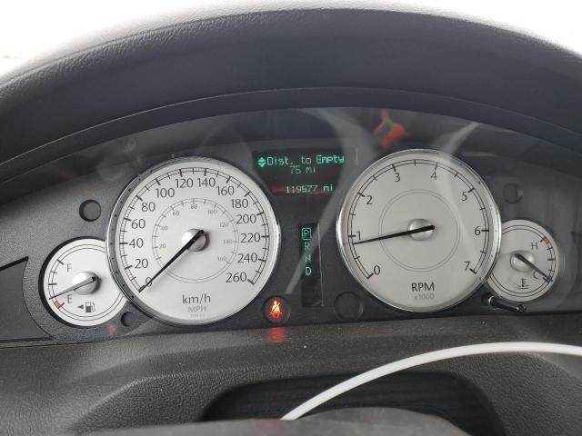 Photo 9 from auction – 2005 CHRYSLER 300C with VIN 2C3AA63H65H132841
