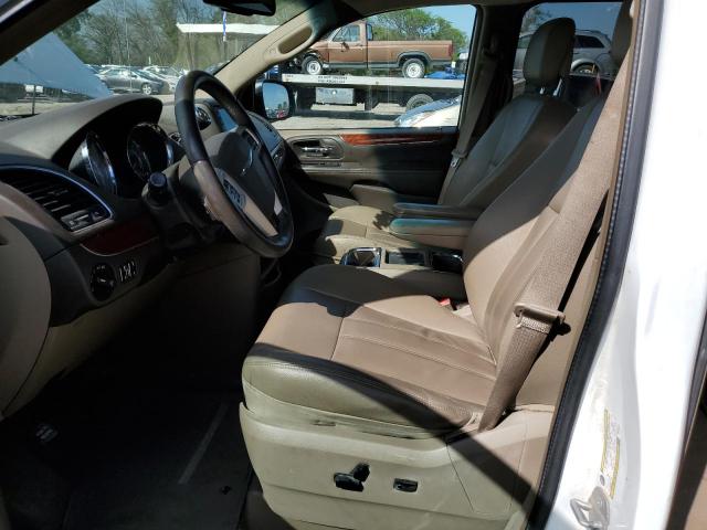 Photo 7 from auction – 2014 CHRYSLER TOWN & COU with VIN 2C4RC1BG8ER318671