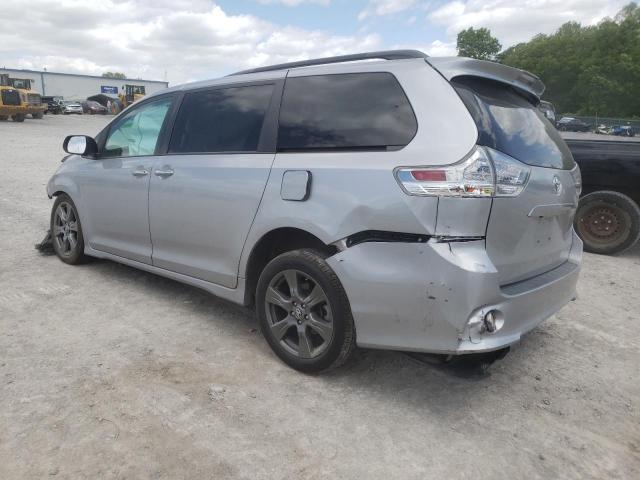 Photo 2 from auction – 2018 TOYOTA SIENNA SE with VIN 5TDXZ3DC0JS910031