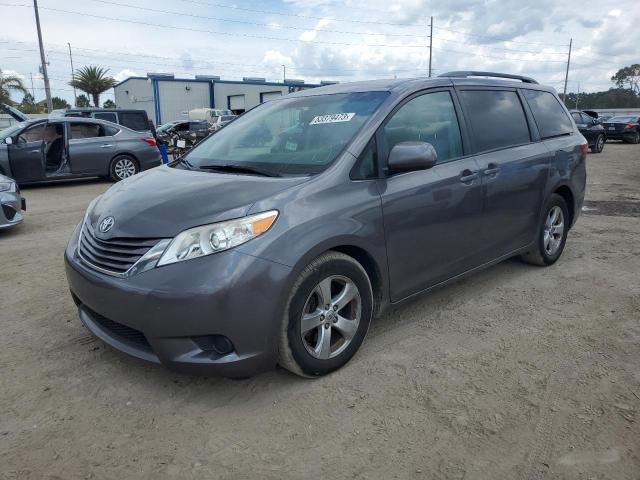 TOYOTA SIENNA LE 2015 with VIN 5TDKK3DC1FS645836 - Photo from auction