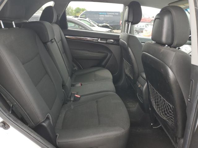 Photo 10 from auction – 2014 KIA SORENTO LX with VIN 5XYKTCA64EG541834