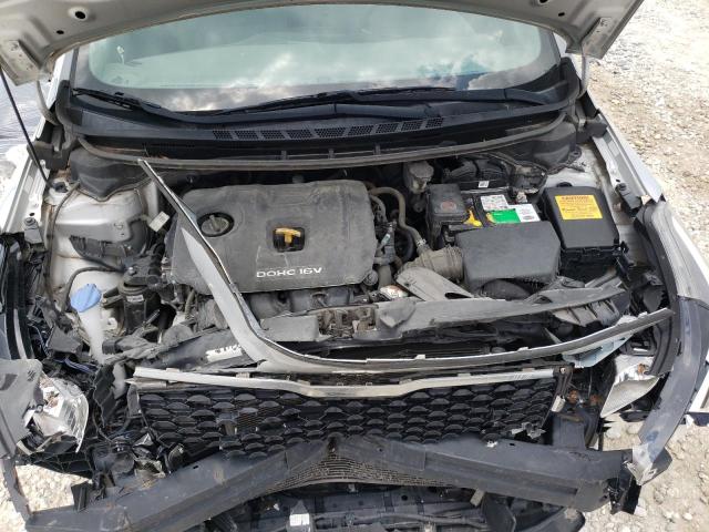 Photo 11 from auction – 2017 KIA FORTE LX with VIN 3KPFK4A79HE102942