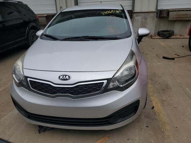 Photo 5 from auction – 2015 KIA RIO EX with VIN KNADN4A36F6465940