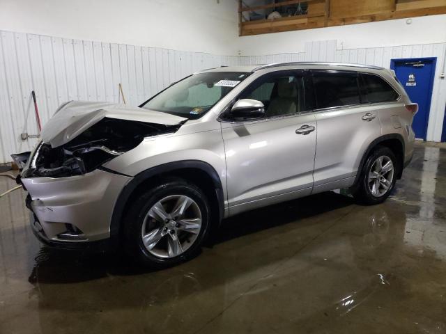TOYOTA HIGHLANDER 2015 con VIN 5TDDKRFH1FS142327 - Foto de la subasta