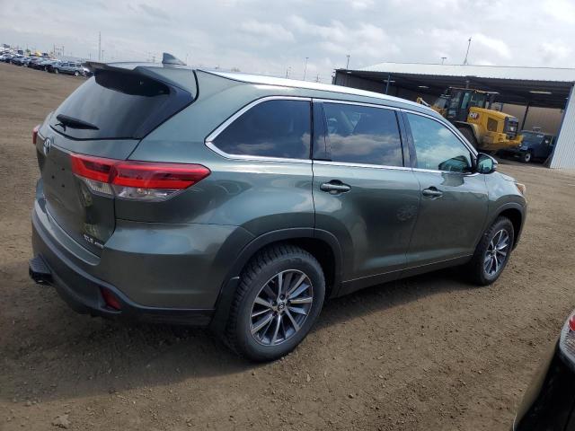 Photo 3 from auction – 2019 TOYOTA HIGHLANDER with VIN 5TDJZRFH7KS982475