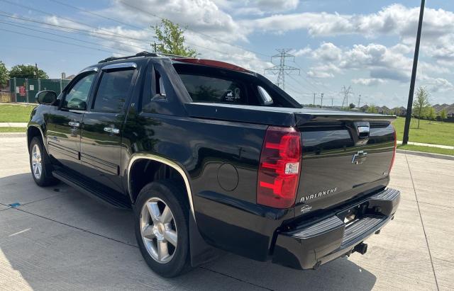 Photo 3 from auction – 2011 CHEVROLET AVALANCHE with VIN 3GNTKFE35BG294224