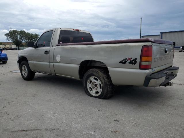 Photo 2 from auction – 2000 CHEVROLET SILVERADO with VIN 1GCEK14T9YE195430