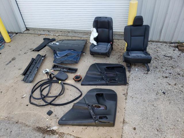 Photo 12 from auction – 2017 TOYOTA RAV4 LIMIT with VIN 2T3DFREV8HW560350