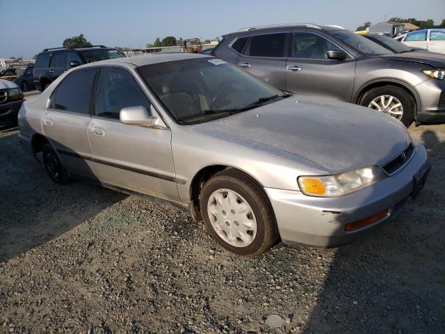 Photo 4 from auction – 1996 HONDA ACCORD LX with VIN 1HGCD563XTA290960
