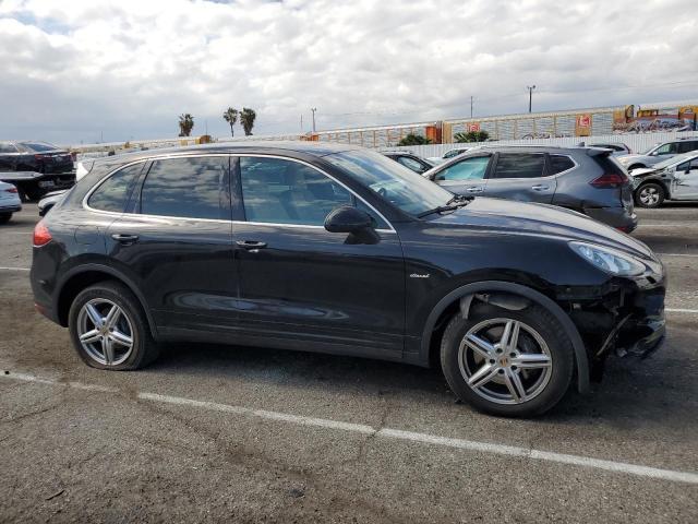 Photo 4 from auction – 2014 PORSCHE CAYENNE with VIN WP1AF2A20ELA41876