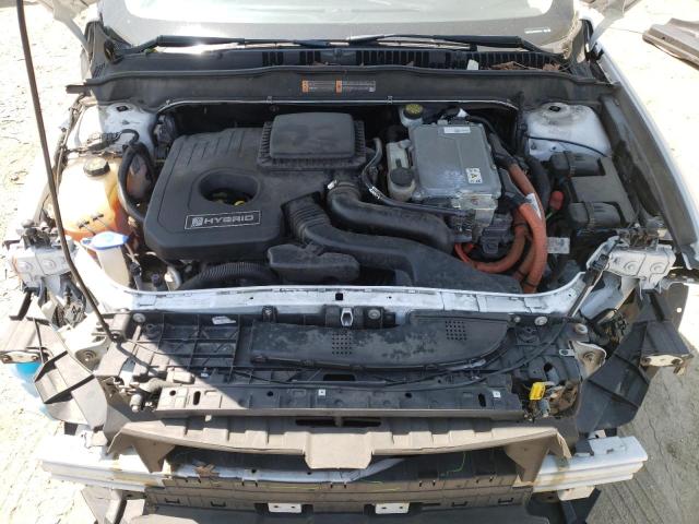 Photo 11 from auction – 2016 FORD FUSION SE with VIN 3FA6P0LU2GR388014