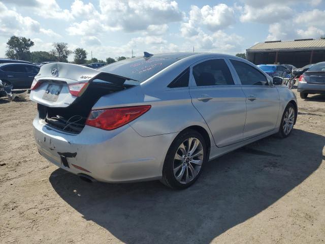 Photo 3 from auction – 2012 HYUNDAI SONATA SE with VIN 5NPEC4AB2CH409175
