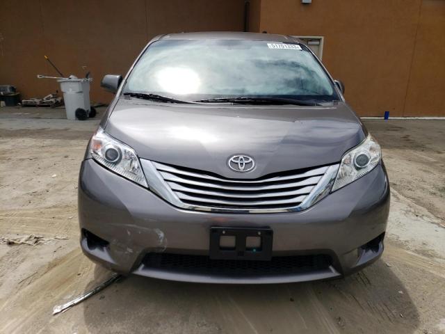 Photo 5 from auction – 2016 TOYOTA SIENNA LE with VIN 5TDKK3DC7GS765206