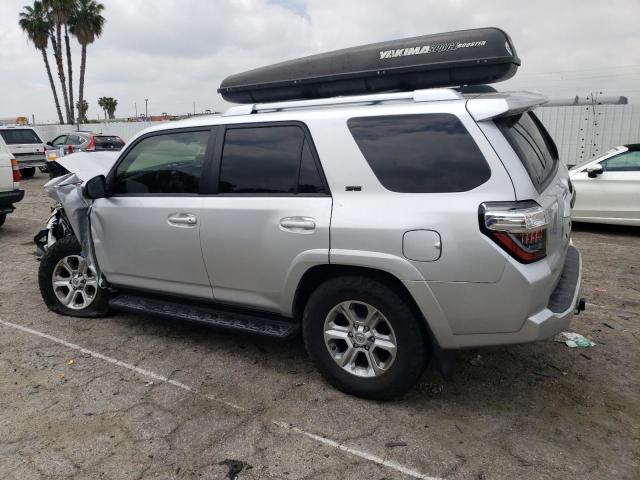 Photo 2 from auction – 2018 TOYOTA 4RUNNER SR with VIN JTEBU5JR6J5602747
