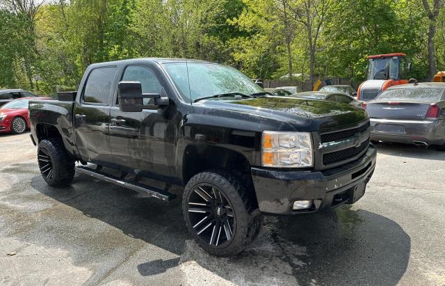 CHEVROLET SILVERADO 2011 with VIN 3GCPKSE34BG255630 - Photo from auction
