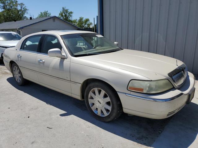 Photo 4 from auction – 2003 LINCOLN TOWN CAR C with VIN 1LNHM83W43Y643295