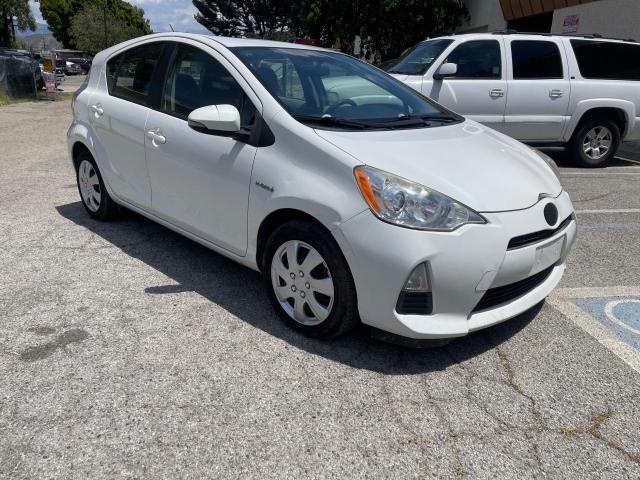TOYOTA PRIUS C 2014 with VIN JTDKDTB31E1565834 - Photo from auction