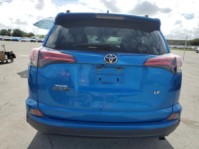 Photo 6 from auction – 2018 TOYOTA RAV4 LE with VIN JTMZFREV7JJ174691