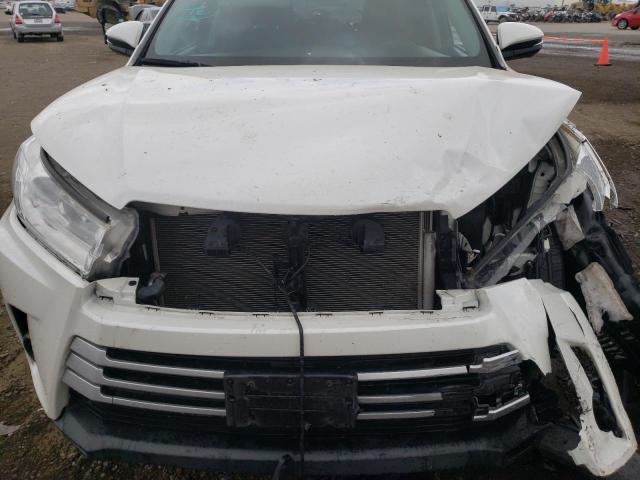 Photo 11 from auction – 2019 TOYOTA HIGHLANDER with VIN 5TDZZRFH4KS308335