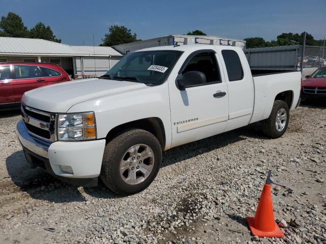 CHEVROLET SILVERADO 2007 with VIN 2GCEC19CX71605786 - Photo from auction