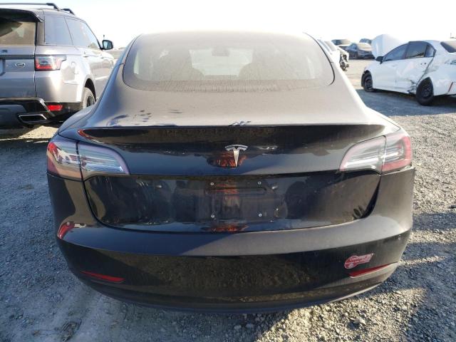Photo 6 from auction – 2018 TESLA MODEL 3 with VIN 5YJ3E1EA5JF057772