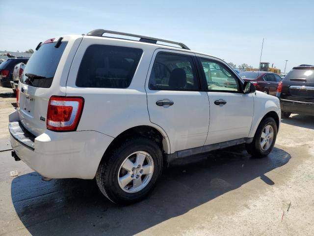 Photo 3 from auction – 2010 FORD ESCAPE XLT with VIN 1FMCU0DG4AKB02377