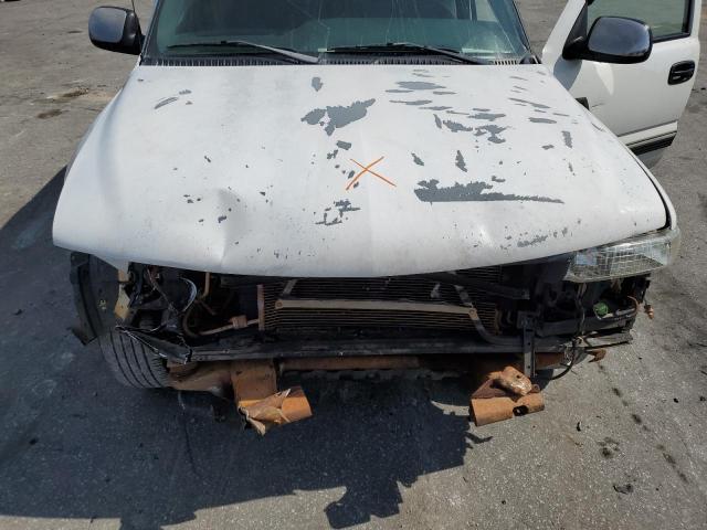 Photo 11 from auction – 2000 CHEVROLET SILVERADO with VIN 2GCEC19V9Y1116072