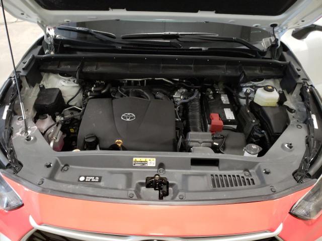 Photo 12 from auction – 2022 TOYOTA HIGHLANDER with VIN 5TDGZRBHXNS249132