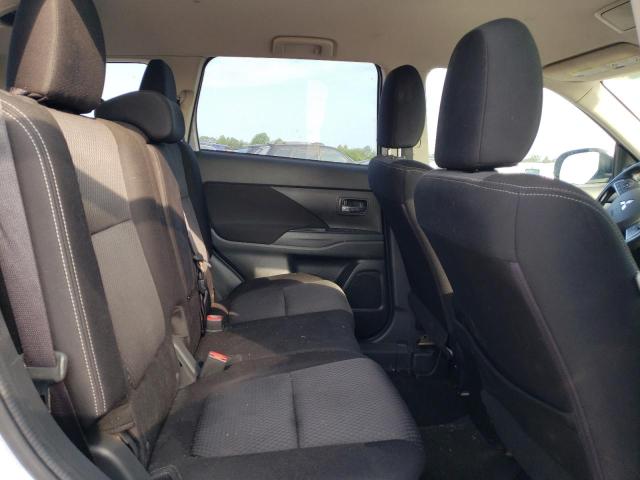 Photo 11 from auction – 2017 MITSUBISHI OUTLANDER with VIN JA4AD2A39HZ031262