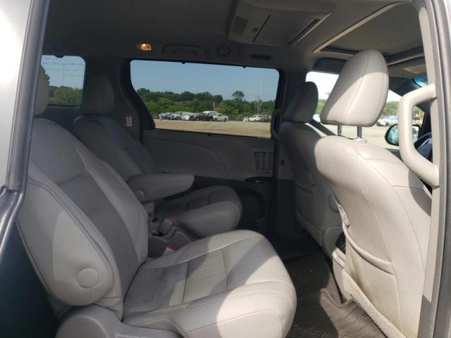 Photo 10 from auction – 2016 TOYOTA SIENNA XLE with VIN 5TDDK3DC3GS140133