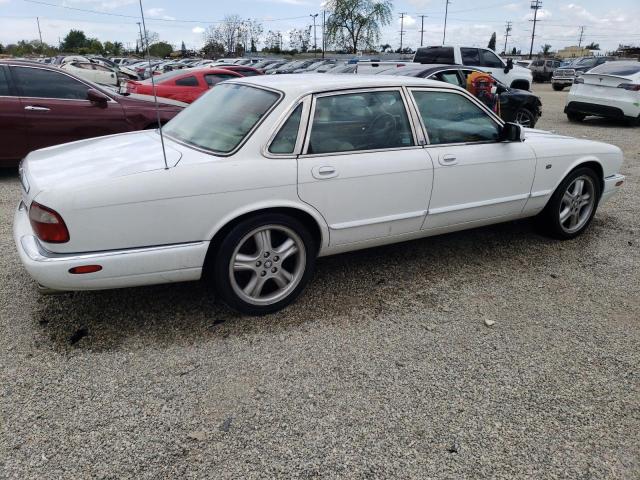 Photo 3 from auction – 1999 JAGUAR XJR with VIN SAJPX1845XC863877
