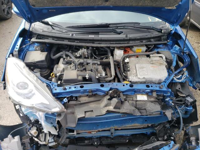 Photo 11 from auction – 2015 TOYOTA PRIUS C with VIN JTDKDTB37F1103599