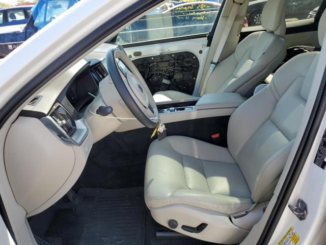Photo 7 from auction – 2019 VOLVO XC60 T5 MO with VIN LYV102DK9KB254632