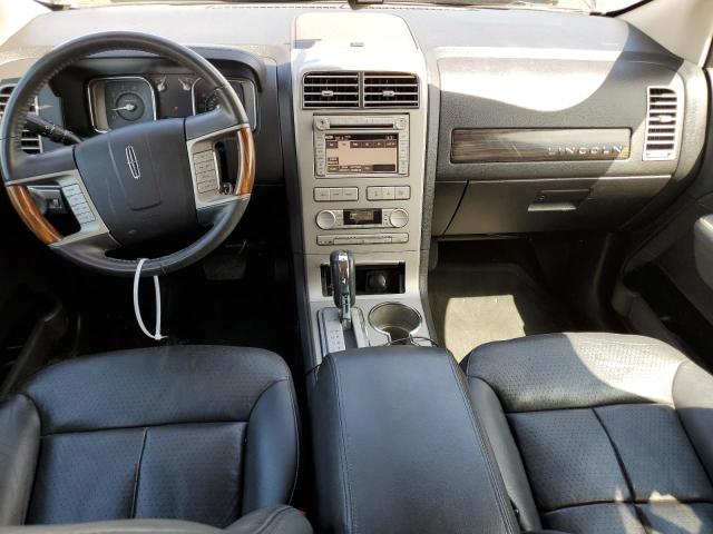 Photo 8 from auction – 2007 LINCOLN MKX with VIN 2LMDU88C17BJ14701