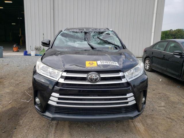 Photo 5 from auction – 2017 TOYOTA HIGHLANDER with VIN 5TDKZRFH4HS197439