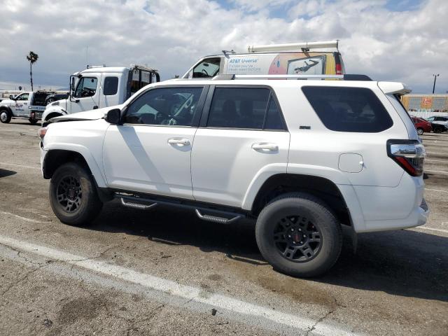 Photo 2 from auction – 2019 TOYOTA 4RUNNER SR with VIN JTEBU5JR4K5709331