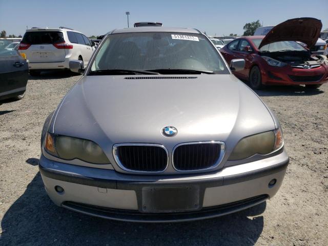 Photo 5 from auction – 2005 BMW 325 IS SUL with VIN WBAAZ33465KW75810
