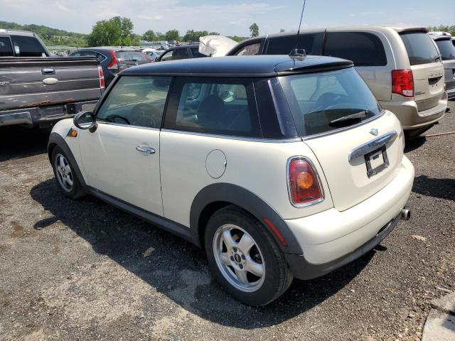 Photo 2 from auction – 2008 MINI COOPER with VIN WMWMF33538TT60427