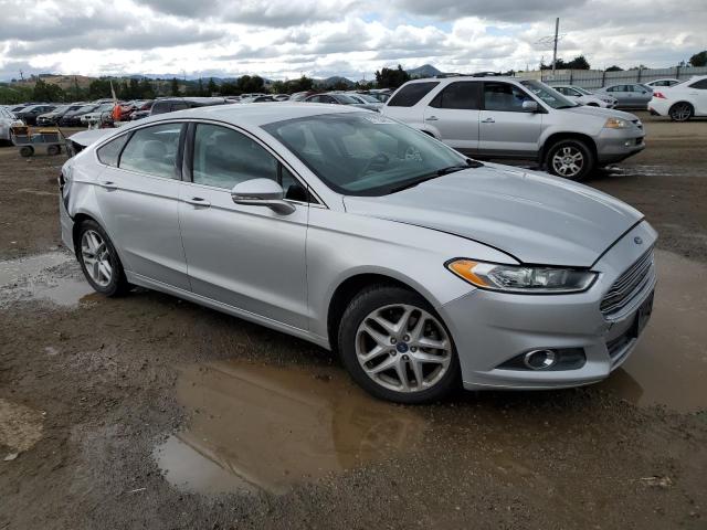 Photo 4 from auction – 2015 FORD FUSION SE with VIN 3FA6P0HD6FR139092