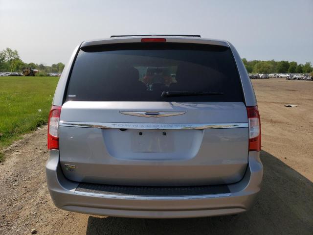 Photo 6 from auction – 2016 CHRYSLER TOWN & COU with VIN 2C4RC1BG4GR187211