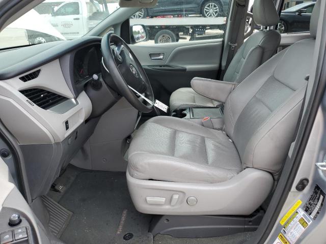 Photo 7 from auction – 2015 TOYOTA SIENNA LE with VIN 5TDKK3DC0FS632981