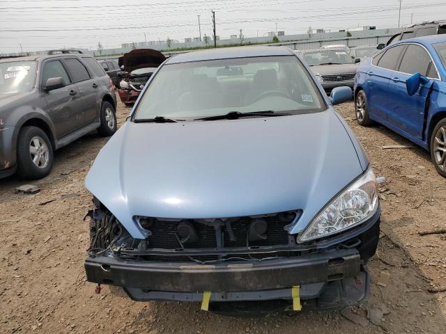 Photo 5 from auction – 2004 TOYOTA CAMRY LE with VIN 4T1BF30KX4U570852